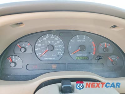 Zdjęcie 9 z 12 samochodu: 2004 FORD MUSTANG VIN:1FAFP44494F110208 - miniatura