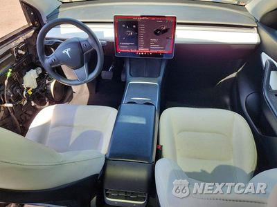 Zdjęcie 8 z 14 samochodu: 2021 TESLA MODEL Y VIN:5YJYGDEE0MF197933 - miniatura