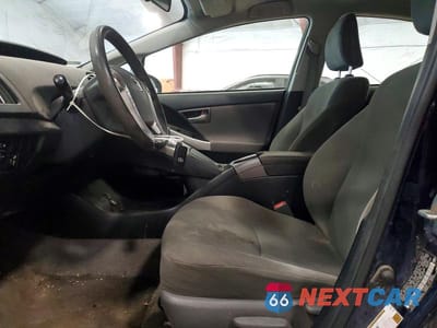 Zdjęcie 7 z 12 samochodu: 2014 TOYOTA PRIUS TWO VIN:JTDKN3DU7E1803219 - miniatura