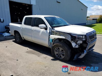 Czwarte zdjęcie samochodu z boku: 2026 NISSAN FRONTIER SV VIN:1N6ED1EKXTN642062 - miniatura