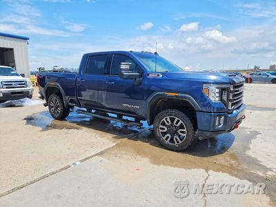 Czwarte zdjęcie samochodu z boku: 2020 GMC SIERRA K2500 AT4 VIN:1GT49PEY6LF303848 - miniatura