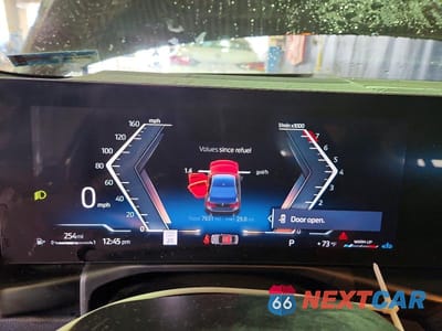 Zdjęcie 9 z 12 samochodu: 2026 BMW 330XI VIN:3MW89CW07T8G29618 - miniatura