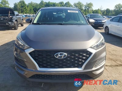 Piąte zdjęcie samochodu w środku: 2020 HYUNDAI TUCSON SE VIN:KM8J2CA41LU128340 - miniatura