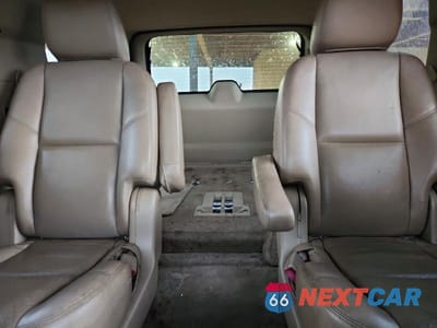 Zdjęcie 10 z 13 samochodu: 2011 GMC YUKON DENALI VIN:1GKS1EEF0BR205417 - miniatura