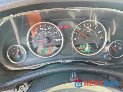 Zdjęcie 9 z 12 samochodu: 2014 JEEP WRANGLER UNLIMITED RUBICON VIN:1C4BJWFG0EL297144 - miniatura