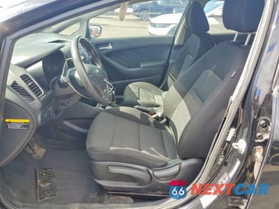 Zdjęcie 7 z 12 samochodu: 2017 KIA FORTE VIN:3KPFK4A73HE127593 - miniatura