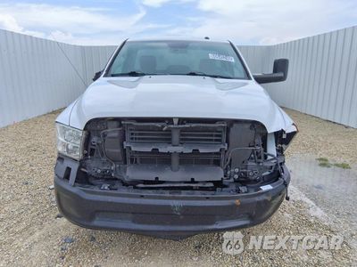Piąte zdjęcie samochodu w środku: 2022 RAM 1500 CLASSIC TRADESMAN VIN:3C6JR6DG0NG300989 - miniatura