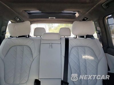 Zdjęcie 10 z 13 samochodu: 2025 BMW X7 XDRIVE40I VIN:5UX23EM0XS9Y24916 - miniatura