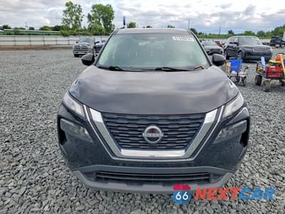 Piąte zdjęcie samochodu w środku: 2023 NISSAN ROGUE S VIN:5N1BT3AB9PC786953 - miniatura