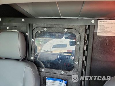 Zdjęcie 10 z 13 samochodu: 2016 FORD TRANSIT T-150 CARGO VIN:1FTYE1YM7GKB19244 - miniatura