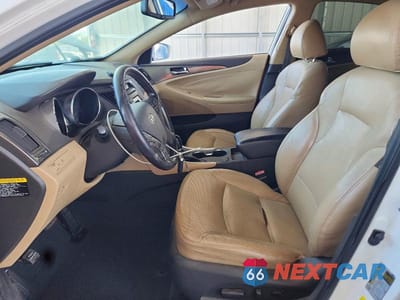 Zdjęcie 7 z 12 samochodu: 2015 HYUNDAI SONATA HYBRID LIMITED VIN:KMHEC4A49FA127303 - miniatura