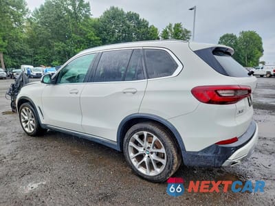 Drugie zdjęcie samochodu z przodu: 2021 BMW X5 XDRIVE40I VIN:5UXCR6C06M9G65327 - miniatura