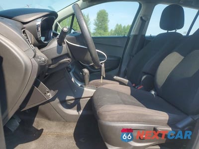 Zdjęcie 7 z 14 samochodu: 2017 CHEVROLET TRAX LS VIN:KL7CJNSB9HB066596 - miniatura