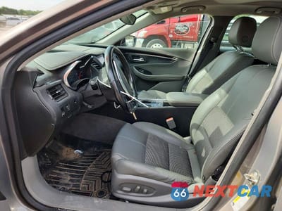 Zdjęcie 7 z 12 samochodu: 2018 CHEVROLET IMPALA LT VIN:2G1105S39J9137723 - miniatura