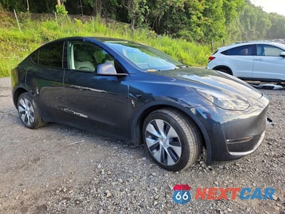 Czwarte zdjęcie samochodu z boku: 2024 TESLA MODEL Y VIN:7SAYGDEE8RF988821 - miniatura