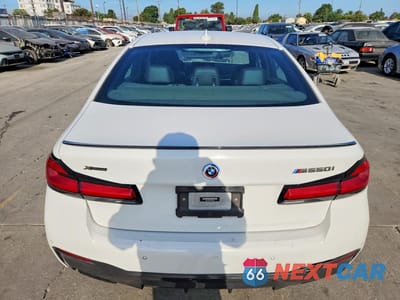 Zdjęcie 6 z 12 samochodu: 2023 BMW M550XI VIN:WBA13BK06PCM40203 - miniatura