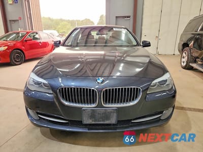 Piąte zdjęcie samochodu w środku: 2013 BMW 535 XI VIN:WBAFU7C51DDU75294 - miniatura