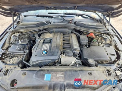 Zdjęcie 11 z 12 samochodu: 2010 BMW 528 XI VIN:WBANV1C50AC445470 - miniatura