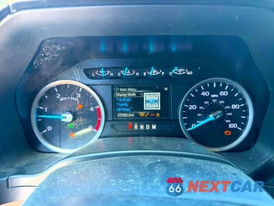Zdjęcie 8 z 10 samochodu: 2022 FORD F350 SUPER DUTY VIN:1FT8W3DT0NEE80929 - miniatura