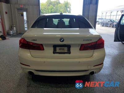 Zdjęcie 6 z 12 samochodu: 2018 BMW 530 XI VIN:WBAJA7C54JWC75032 - miniatura