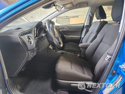 Zdjęcie 7 z 14 samochodu: 2017 TOYOTA COROLLA IM BASE VIN:JTNKARJE0HJ535559 - miniatura