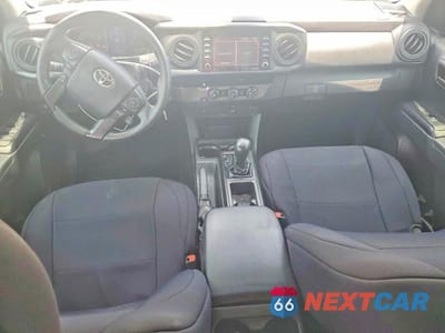 Zdjęcie 8 z 12 samochodu: 2021 TOYOTA TACOMA SR VIN:5TFAX5GN8MX191470 - miniatura