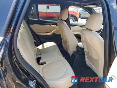 Zdjęcie 10 z 12 samochodu: 2016 BMW X1 XDRIVE28I VIN:WBXHT3Z37G4A50895 - miniatura