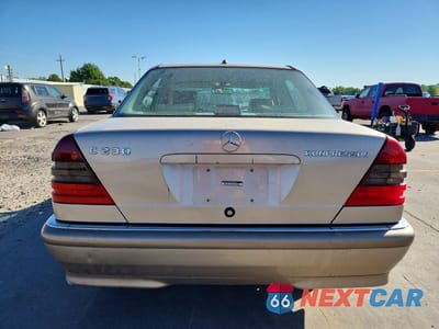 Zdjęcie 6 z 12 samochodu: 2000 MERCEDES-BENZ C 230 VIN:WDBHA24G0YA834468 - miniatura