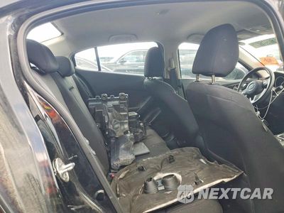 Zdjęcie 10 z 12 samochodu: 2016 MAZDA 3 SPORT VIN:JM1BM1U74G1317987 - miniatura