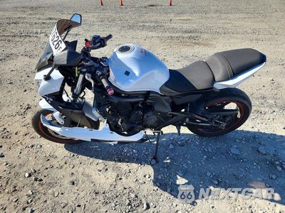 Trzecie zdjęcie samochodu z tyłu: 2013 KAWASAKI EX650 VIN:JKAEXEF13DDA04148 - miniatura