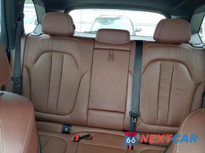 Zdjęcie 10 z 14 samochodu: 2021 BMW X5 M50I VIN:5UXJU4C07M9F80670 - miniatura