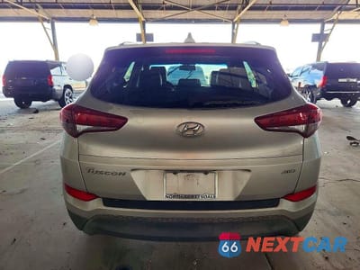Zdjęcie 6 z 13 samochodu: 2017 HYUNDAI TUCSON SE PLUS VIN:KM8J3CA43HU466603 - miniatura