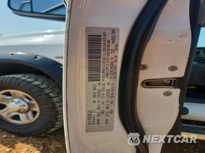 Zdjęcie 12 z 12 samochodu: 2017 RAM 2500 SLT VIN:3C6TR5DT4HG632406 - miniatura