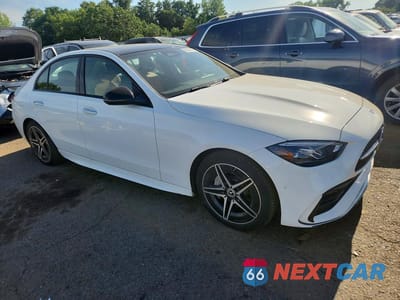 Czwarte zdjęcie samochodu z boku: 2024 MERCEDES-BENZ C 300 4MATIC VIN:W1KAF4HB8RR221716 - miniatura