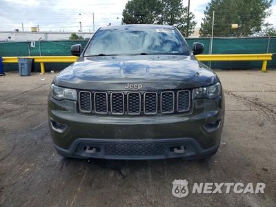Piąte zdjęcie samochodu w środku: 2016 JEEP GRAND CHEROKEE LAREDO VIN:1C4RJFAG7GC505075 - miniatura