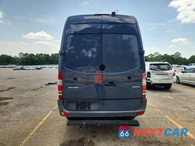 Zdjęcie 6 z 14 samochodu: 2018 MERCEDES-BENZ SPRINTER 2500 VIN:WD3PE7CD6JP635573 - miniatura