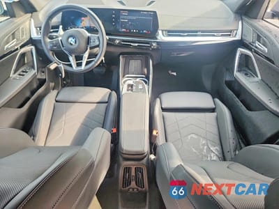 Zdjęcie 8 z 12 samochodu: 2026 BMW X2 XDRIVE28I VIN:WBX63GM01T5636473 - miniatura