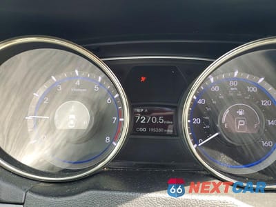 Zdjęcie 9 z 12 samochodu: 2012 HYUNDAI SONATA SE 2.0T VIN:5NPEC4AB6CH458542 - miniatura