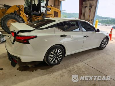 Trzecie zdjęcie samochodu z tyłu: 2023 NISSAN ALTIMA SV VIN:1N4BL4DVXPN388001 - miniatura