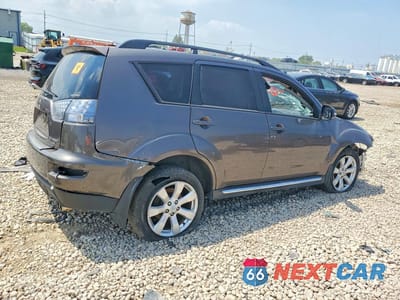 Trzecie zdjęcie samochodu z tyłu: 2010 MITSUBISHI OUTLANDER XLS VIN:JA4JT4AX0AZ002949 - miniatura