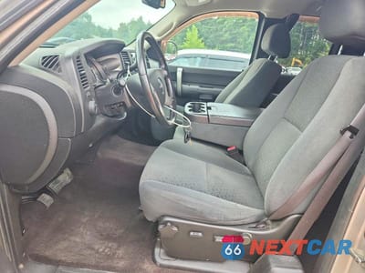 Zdjęcie 7 z 12 samochodu: 2008 GMC SIERRA K1500 VIN:2GTEK19J481283472 - miniatura