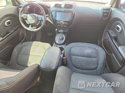 Zdjęcie 8 z 13 samochodu: 2016 KIA SOUL + VIN:KNDJP3A55G7275778 - miniatura