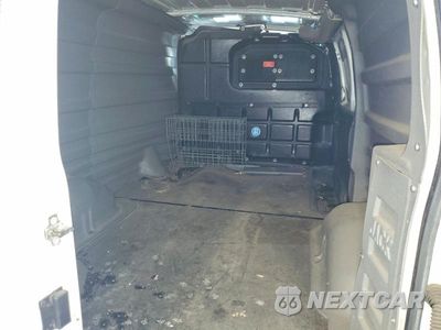 Zdjęcie 10 z 13 samochodu: 2022 CHEVROLET EXPRESS 2500 DELIVERY VAN VIN:1GCWGAFP5N1268785 - miniatura