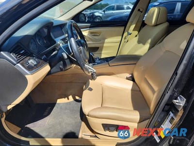 Zdjęcie 7 z 12 samochodu: 2011 BMW 528 I VIN:WBAFR1C50BC744502 - miniatura