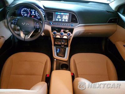 Zdjęcie 8 z 12 samochodu: 2019 HYUNDAI ELANTRA SEL VIN:5NPD84LF3KH472782 - miniatura