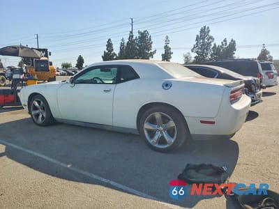 Drugie zdjęcie samochodu z przodu: 2013 DODGE CHALLENGER SXT VIN:2C3CDYAGXDH649371 - miniatura