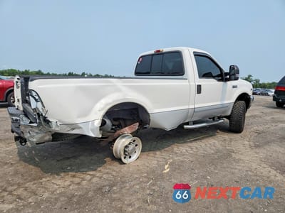 Trzecie zdjęcie samochodu z tyłu: 2002 FORD F250 SUPER DUTY VIN:1FTNF21L02EA10140 - miniatura