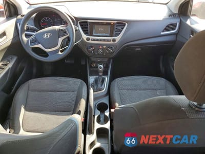 Zdjęcie 8 z 12 samochodu: 2018 HYUNDAI ACCENT SE VIN:3KPC24A35JE034824 - miniatura