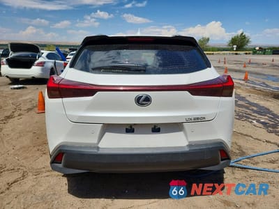 Zdjęcie 6 z 14 samochodu: 2023 LEXUS UX 250H PREMIUM VIN:JTHP6JBH4P2159509 - miniatura