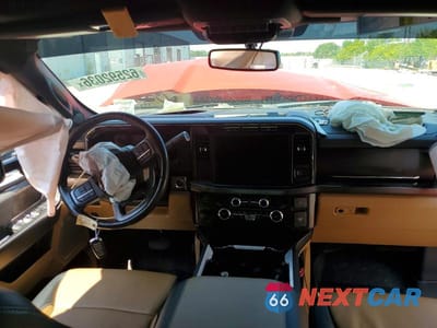 Zdjęcie 8 z 13 samochodu: 2024 FORD F350 SUPER DUTY VIN:1FT8W3DMXREC11125 - miniatura